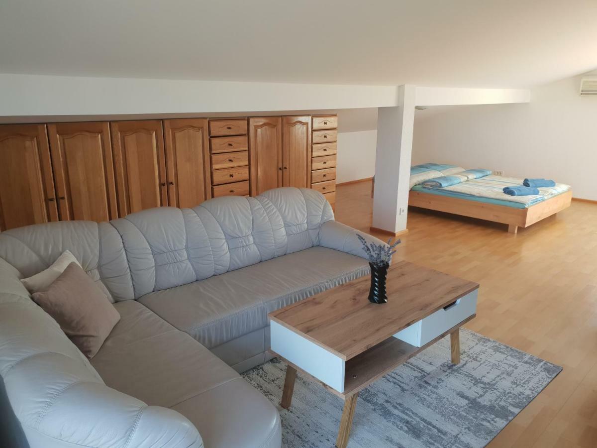 PUY Apartment Luca מראה חיצוני תמונה